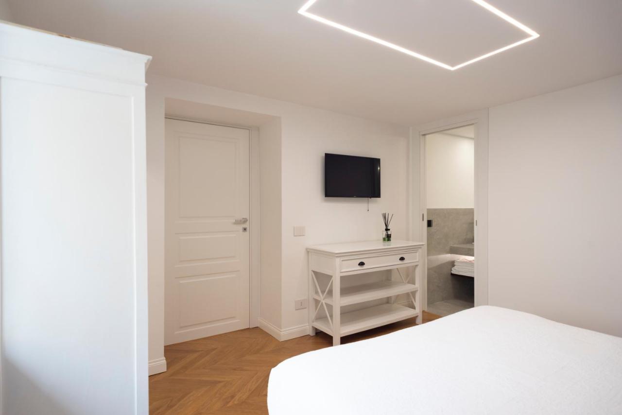 Apartamento Dimora Scura Nápoles Exterior foto